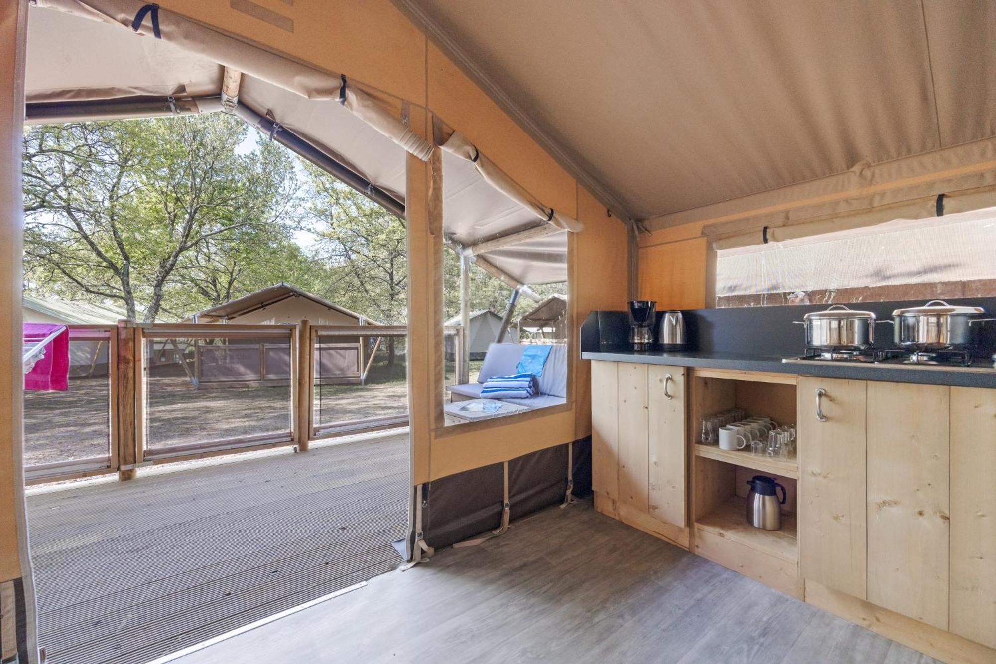 Easyatent Camping Stella Maris ウマグ 部屋 写真
